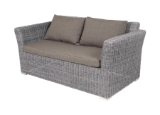 Плетенный диван